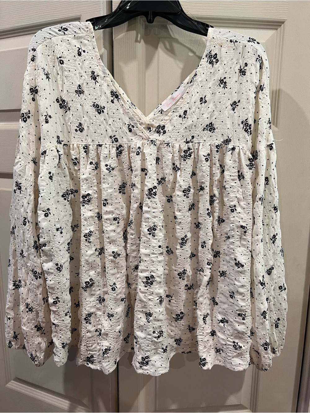 Women's Cream Floral V-Neck Peasant Top
